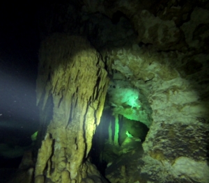 Cenote Dreamgate 